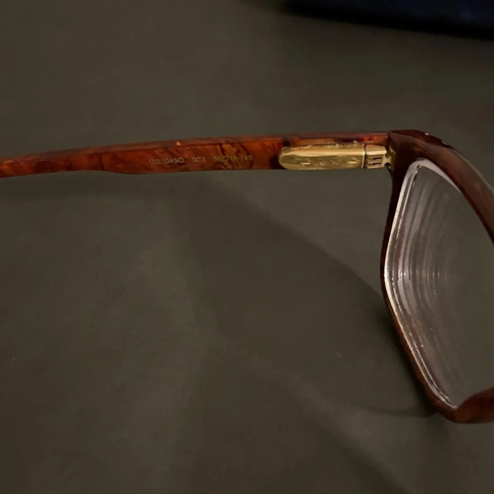 Gucci Dark Brown Designer Frames - unisex (AUTHENTIC) gently used prescription. - Picture 4 of 9
